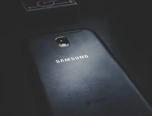 Samsung zarobi 20 mld dolarów z produkcji ekranów OLED dla iPhone X