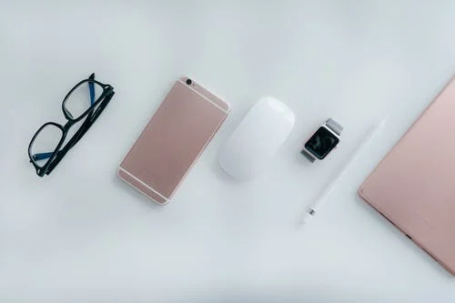 Rendery Samsunga Galaxy C10 z podwójnym aparatem